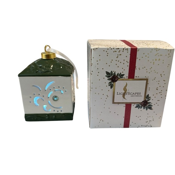 Lightscapes Green and White Lantern Ornament - Picture 2 of 5